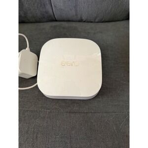 eero Pro 6E Mesh Wi-Fi 6E Router S010001 White  2.3Gbps with Power Adapter